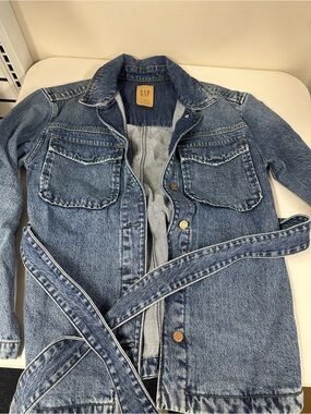 GAP Women's Light-Mid Wash Denim Jacket with Waist Tie